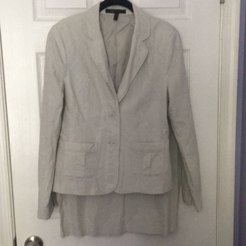 BCBGMaxazaria Linen Suit set